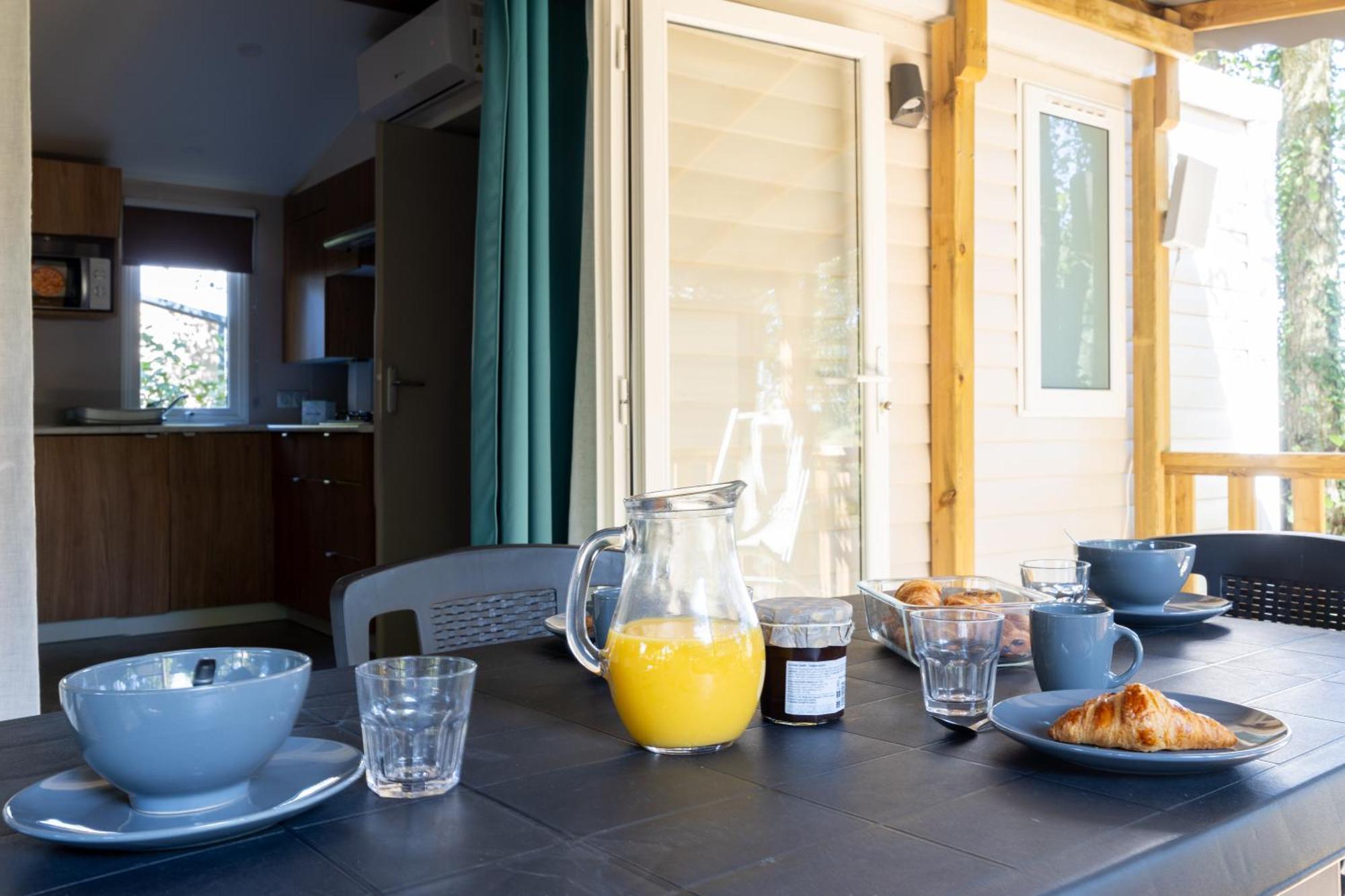 L'Oasis Des Dombes Hotel Amberieux-en-Dombes Phòng bức ảnh
